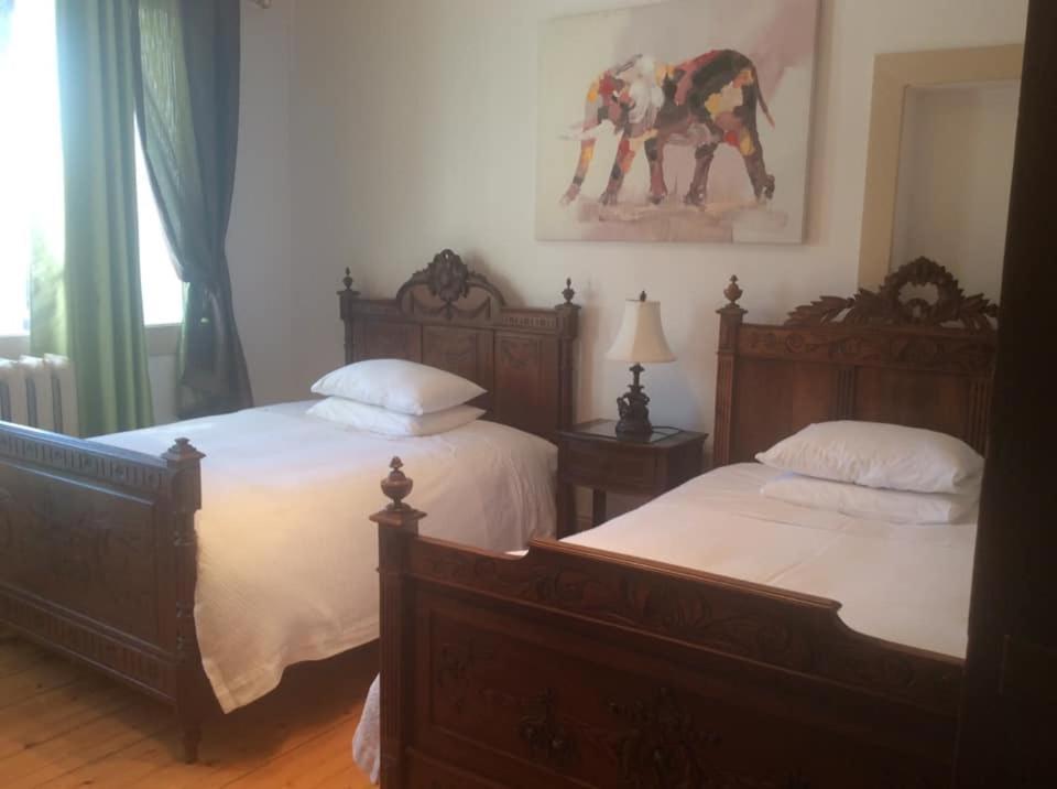Ile De Garde B&B Sherbrooke Exteriör bild