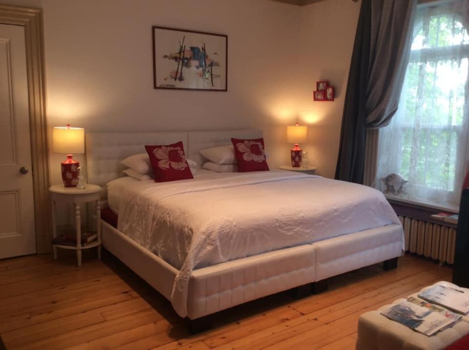 Ile De Garde B&B Sherbrooke Exteriör bild