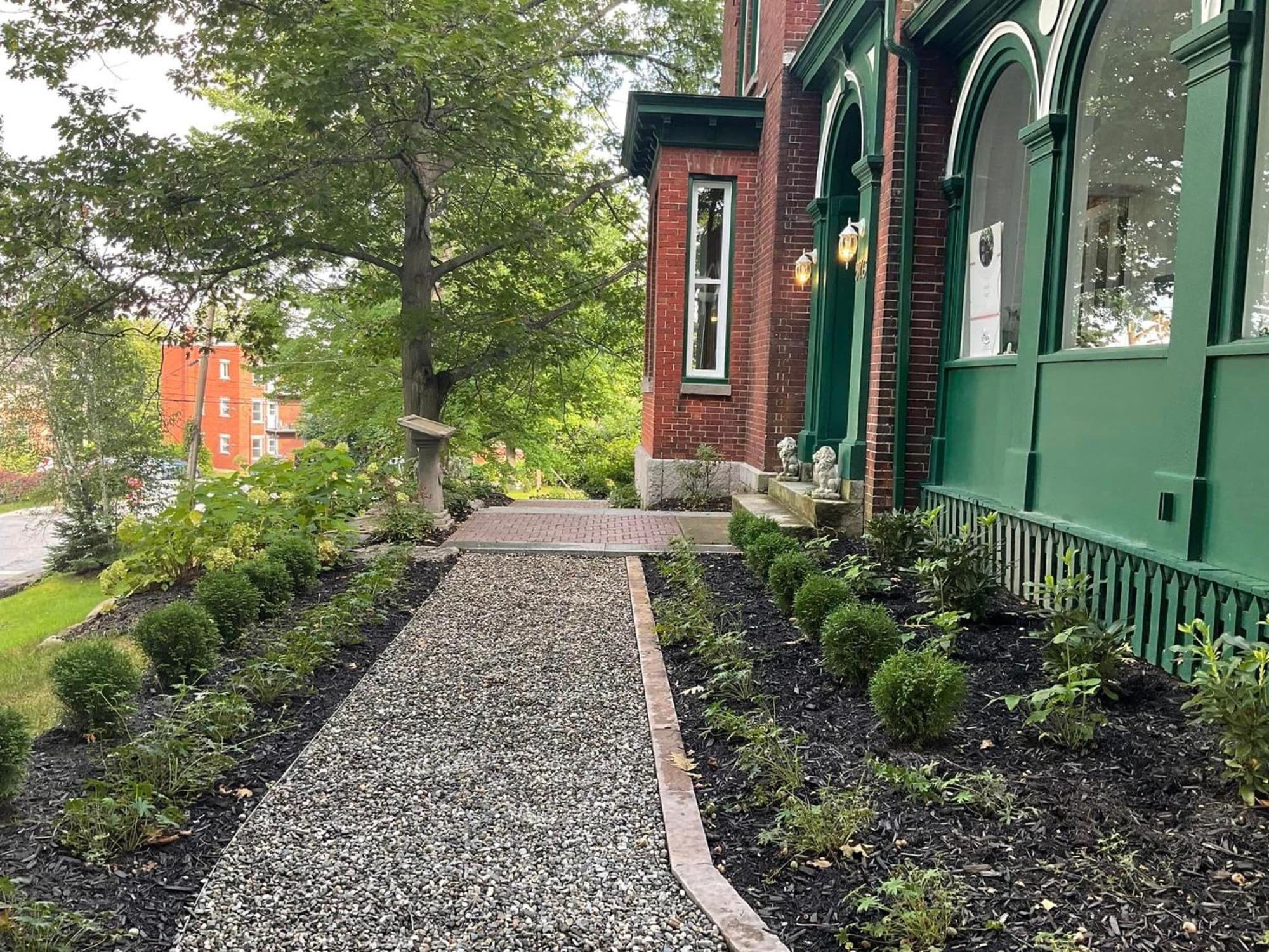 Ile De Garde B&B Sherbrooke Exteriör bild