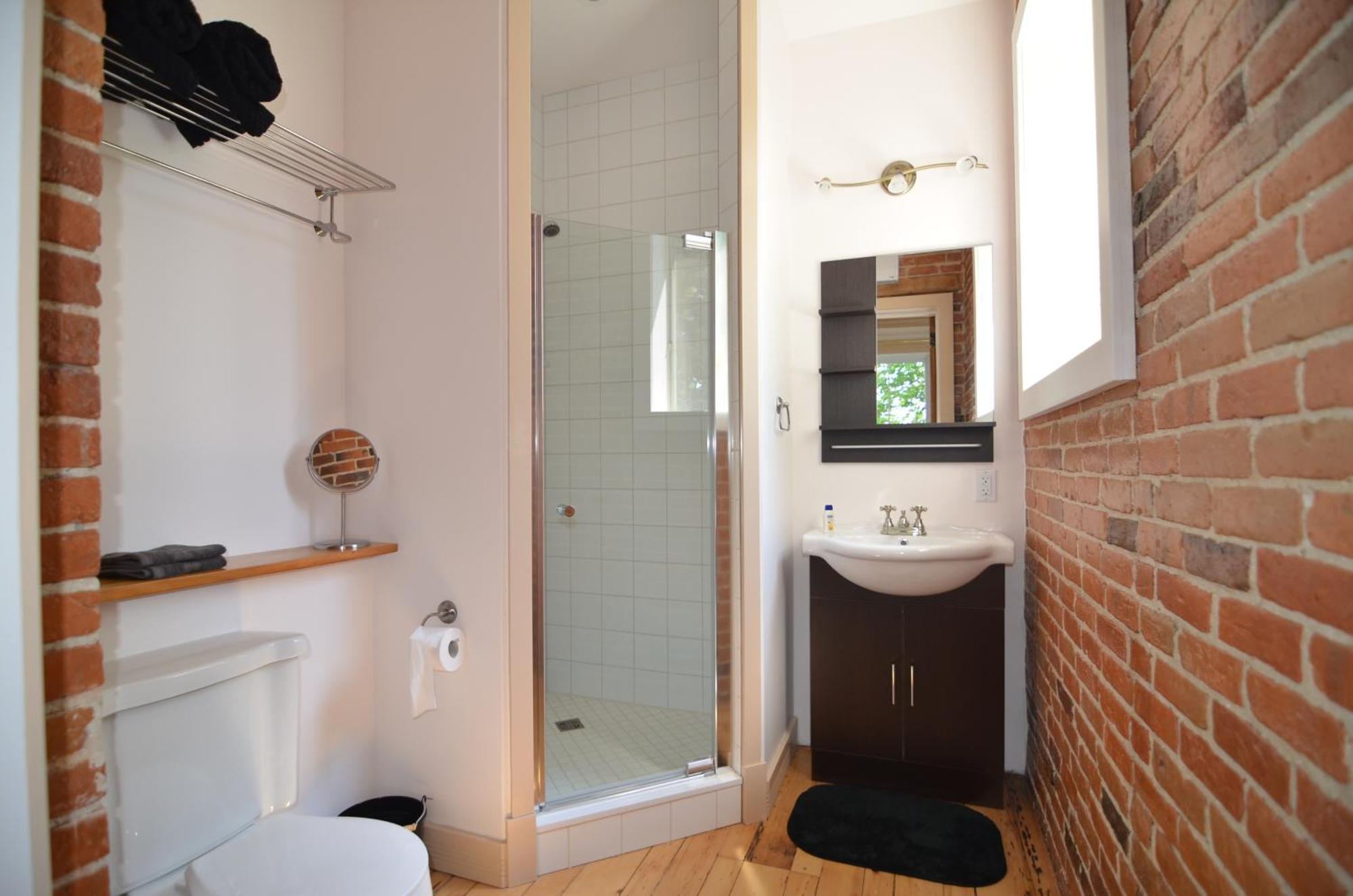 Ile De Garde B&B Sherbrooke Exteriör bild
