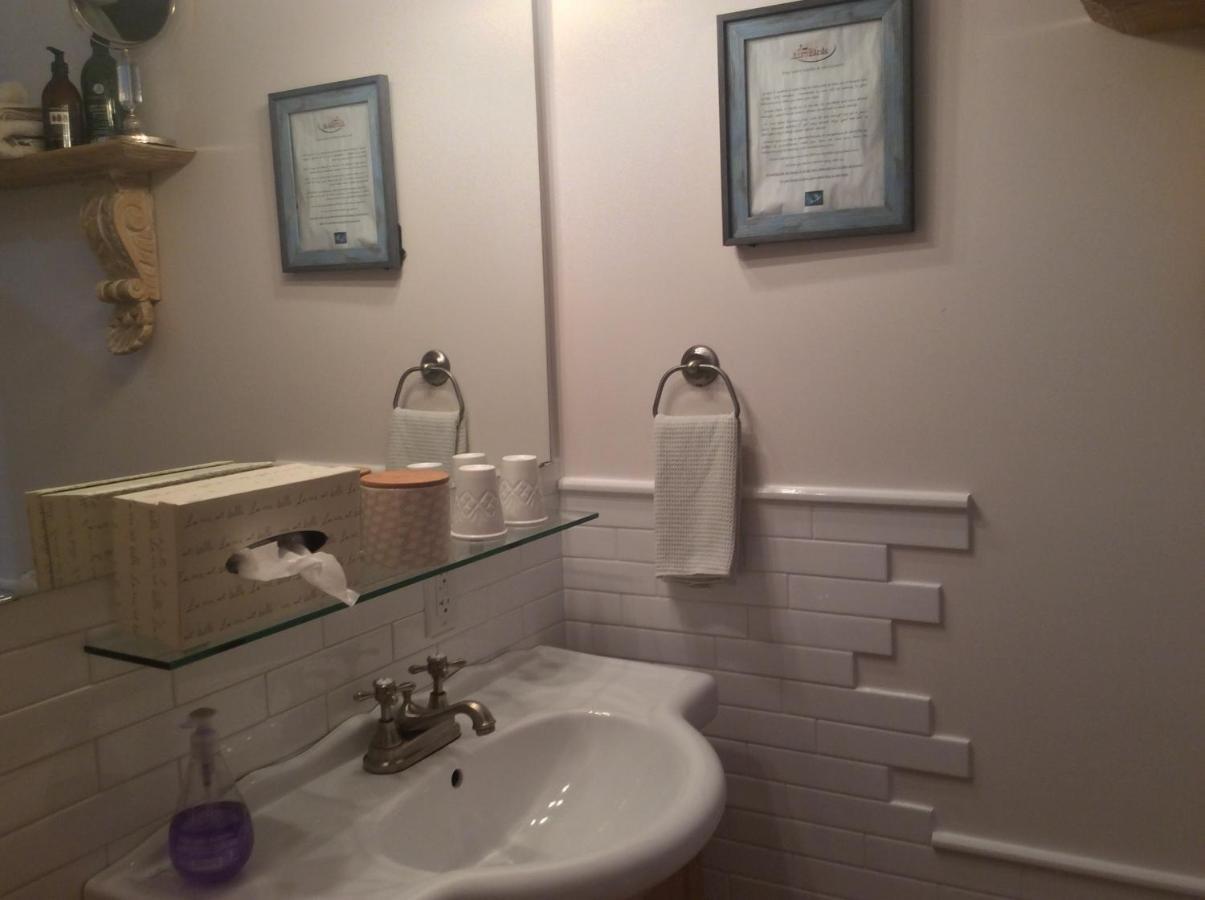 Ile De Garde B&B Sherbrooke Exteriör bild
